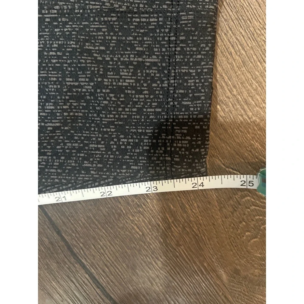 Athleta Delancey Textured Tight Gray Black‎ Leggings High Rise Size L 530635